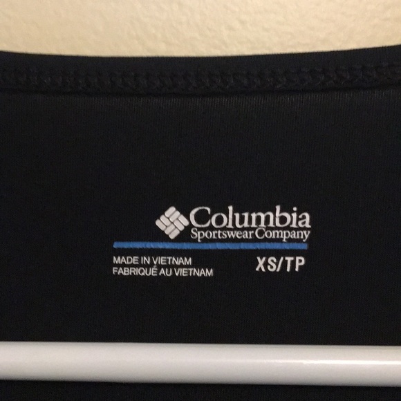 Columbia dri-fit material hiking/workout shirt XS - Picture 3 of 3